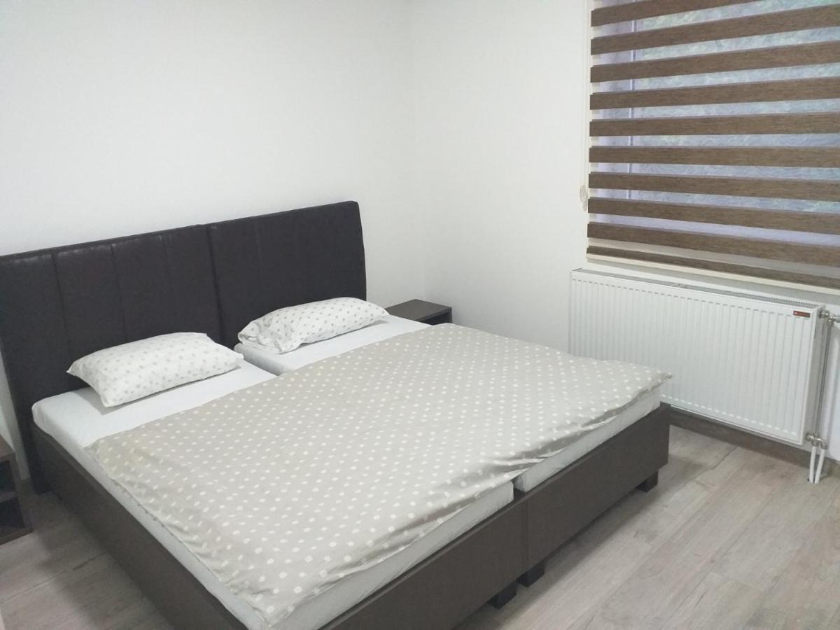 Apartmani Dojcinovic Vranje Buitenkant foto